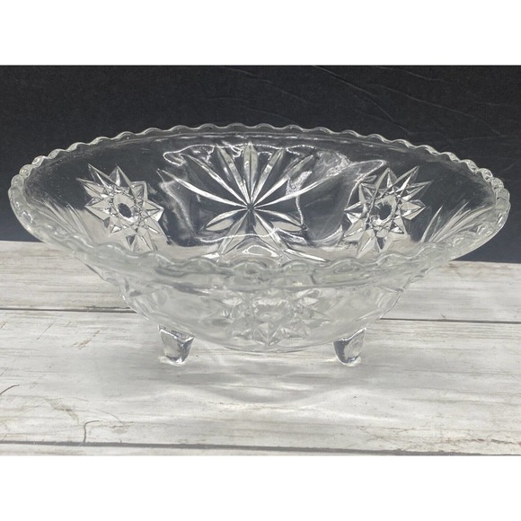 Vintage Star of David Starburst Cut Glass Crystal Relish Dish Condiment Bowl - Picture 1 of 10